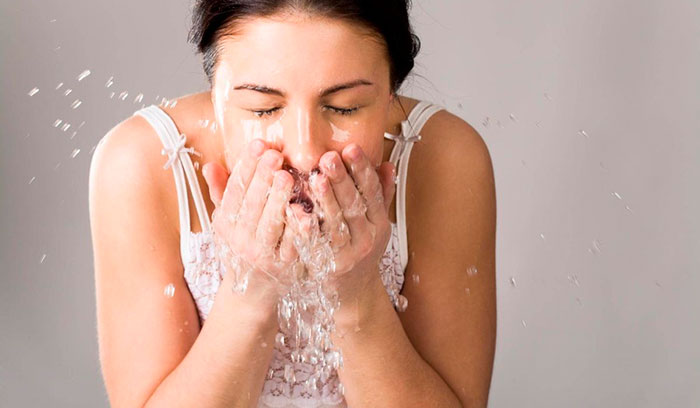 Противопоказания для умывания мылом